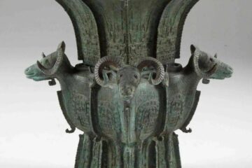 フォーラムスクエアズン: 古代中国の青銅の傑作 The Four-Ram Square Zun: A Bronze Masterpiece from Ancient China